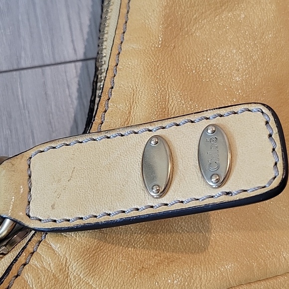 Chloe' heloise crossbody/hobo leather bag - Picture 3 of 7